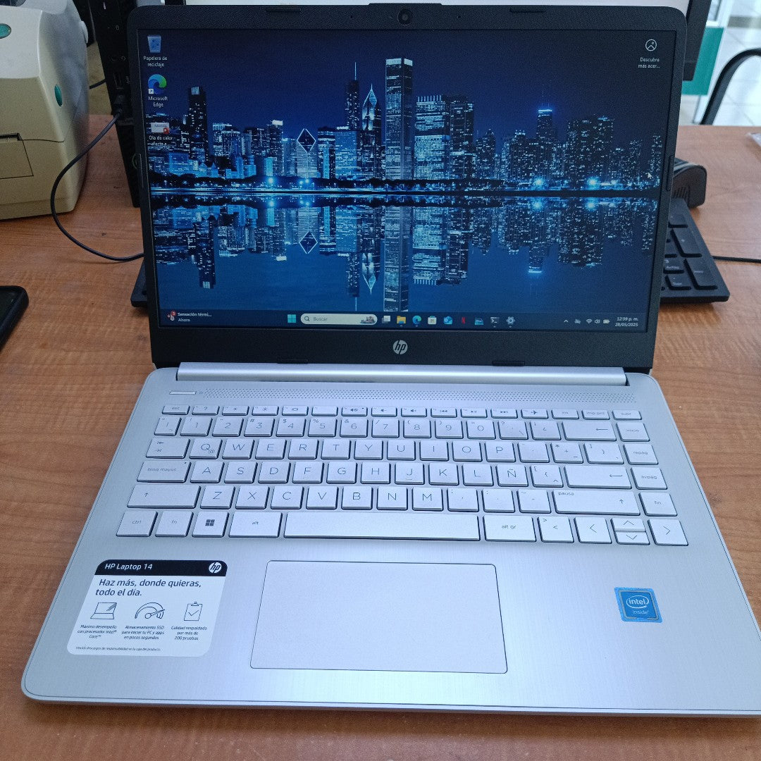LAPTOP HP 14-DQ0530LA(2024) 256 GB SSD 8 GB RAM (SEMINUEVO)
