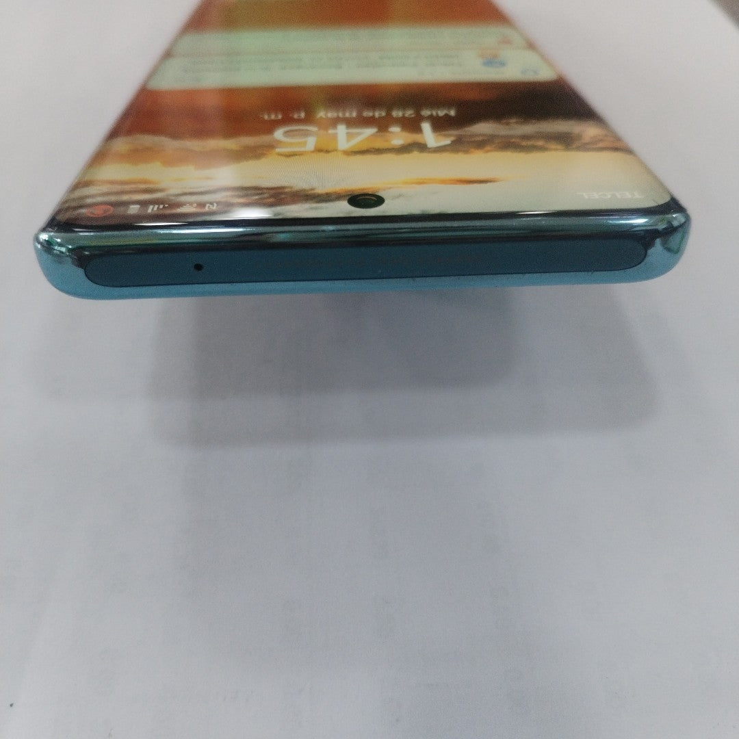 CELULAR VIVO V25 PRO V2158 256 GB 12 GB RAM (SEMINUEVO)
