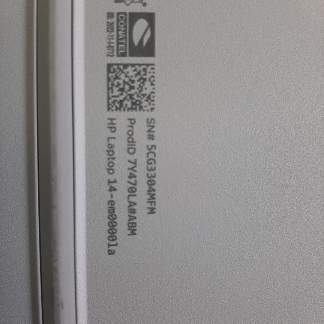 LAPTOP HP 14-EM0000LA (2024) 128 GB SSD 8 GB RAM (SEMINUEVO)