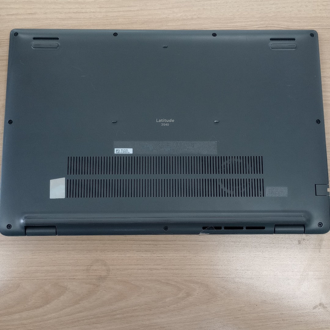LAPTOP DELL LATITUDE 3540 (2024) 512 GB SSD 16 GB RAM