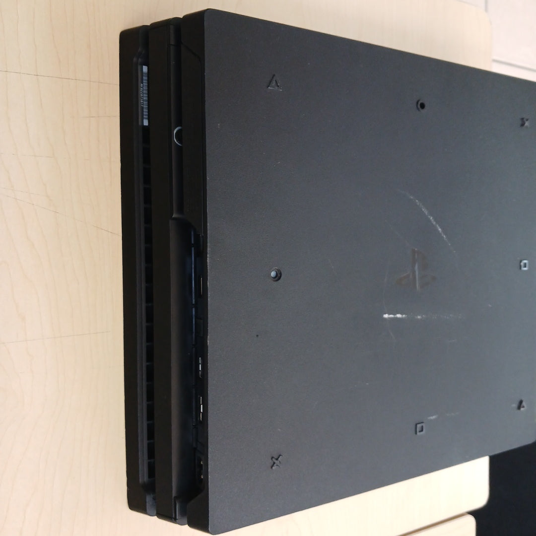 CONSOLA DE VIDEOJUEGO SONY PS4 PRO 1 TB (SEMINUEVO)