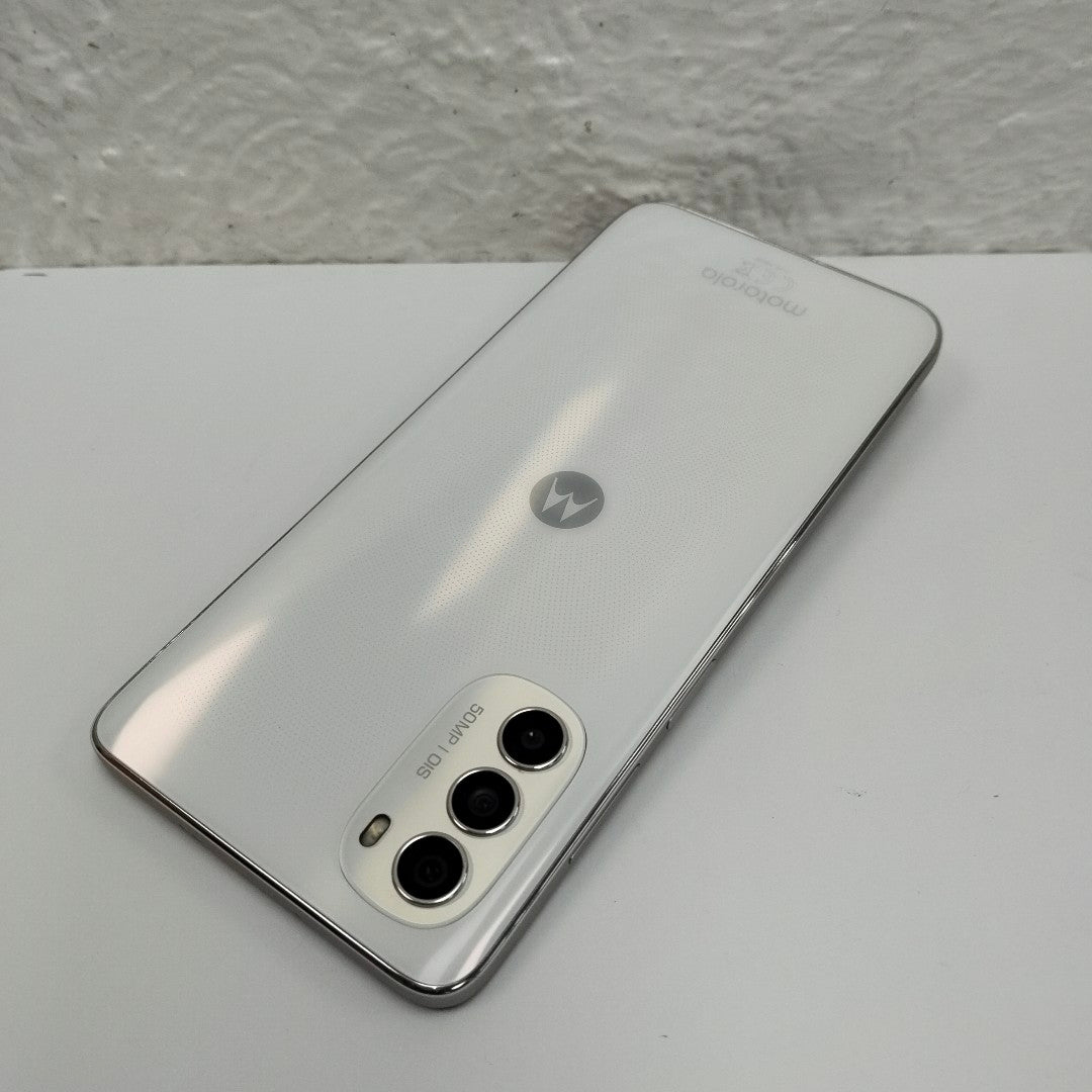 CELULAR MOTOROLA MOTO G82 XT2225-1 128 GB 6 GB RAM (SEMINUEVO)