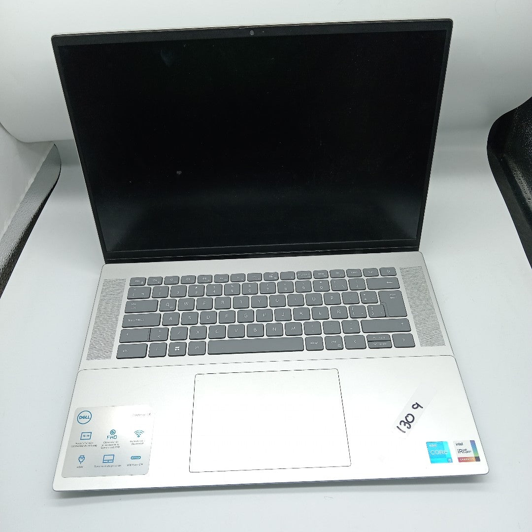 LAPTOP DELL INSPIRON 16 5620 (2022) 512 GB SSD 16 GB RAM (SEMINUEVO)