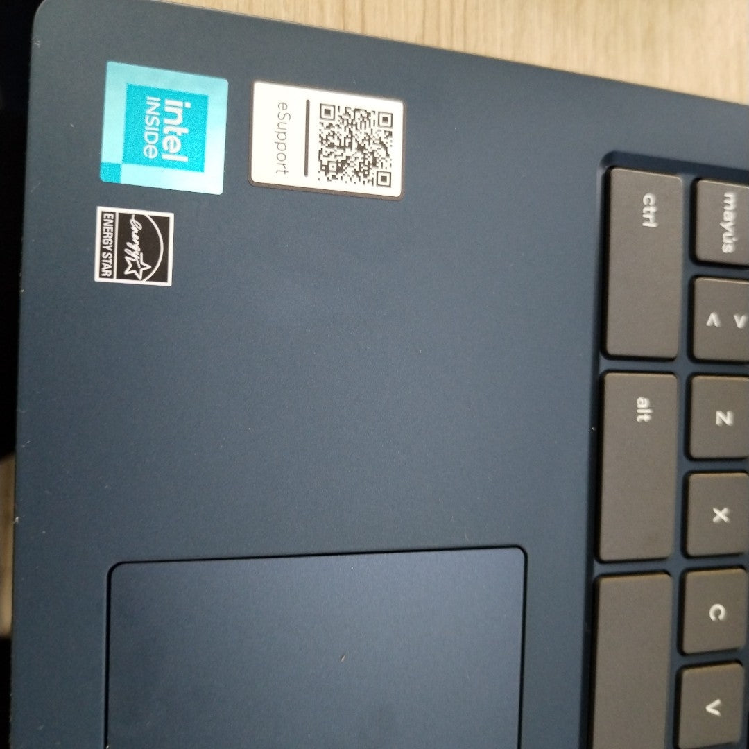 LAPTOP LENOVO IDEAPAD 3 CHROME 15IJL6 (2024) 128 GB EMMC 8 GB RAM (SEMINUEVO)