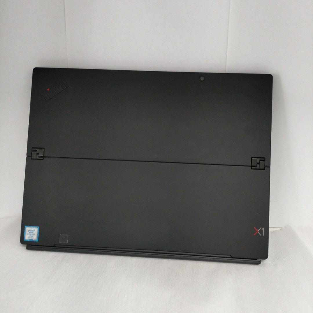 LAPTOP LENOVO THINKPAD X1 CARBON 9TH GEN (2022) 512 GB SSD 16 GB RAM (SEMINUEVO)