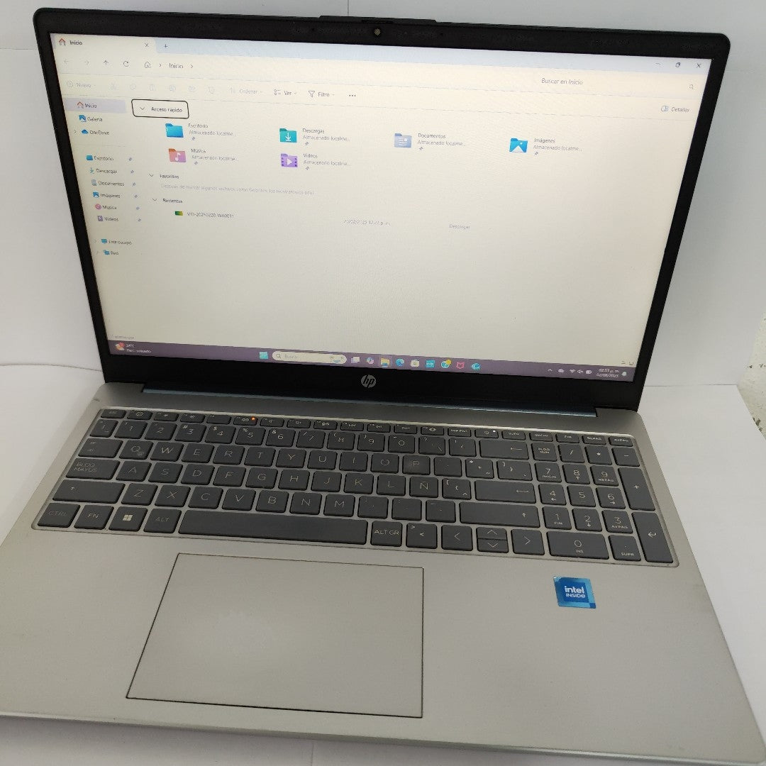LAPTOP HP 15-FD0000LA (2023) 512 GB SSD 8 GB RAM (SEMINUEVO)