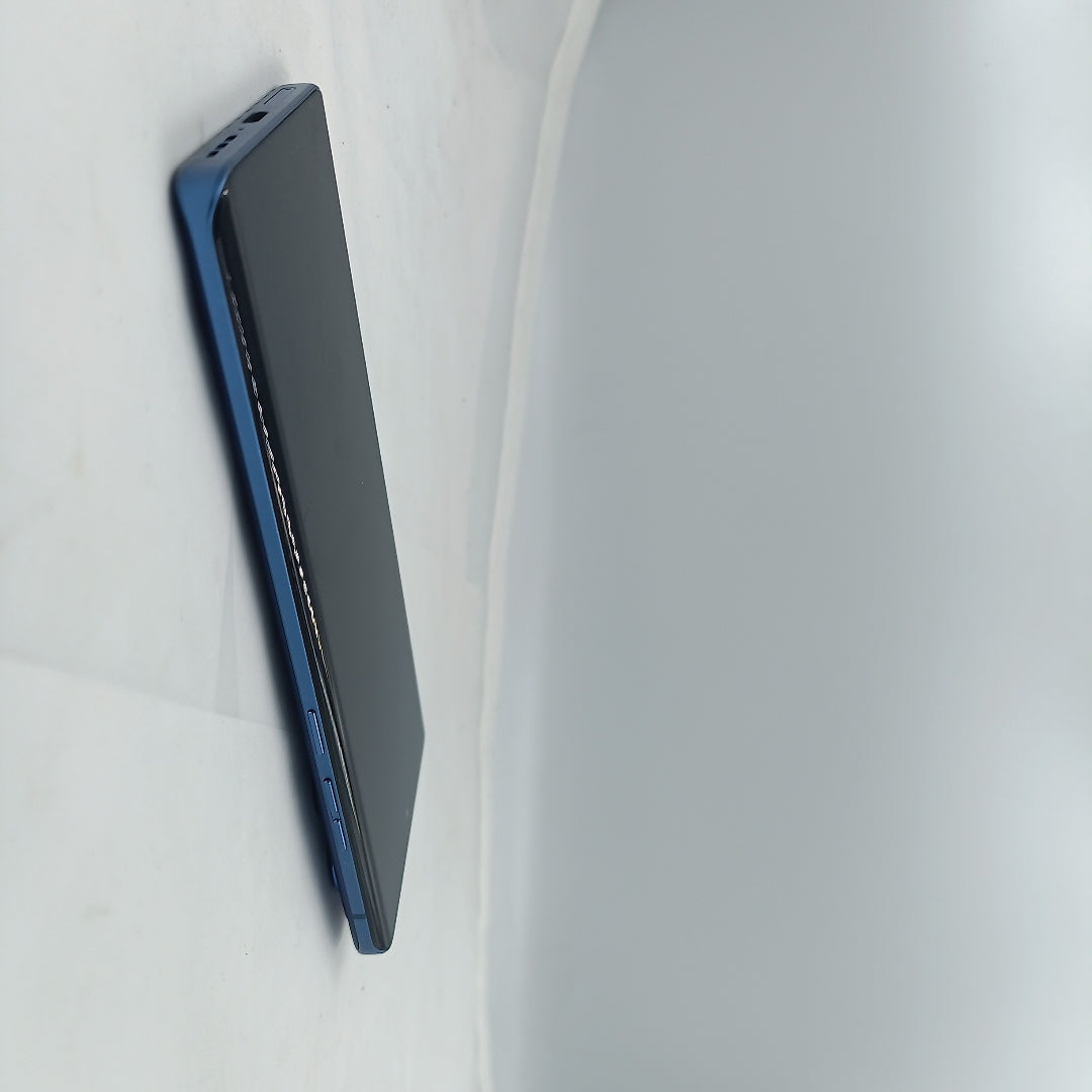 CELULAR MOTOROLA EDGE 40 XT2303-2 (2023) 256 GB 8 GB RAM (SEMINUEVO)
