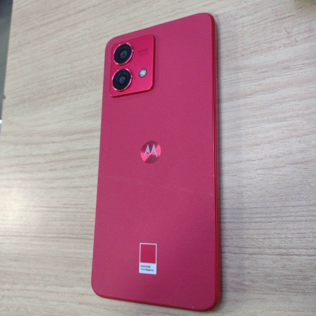 CELULAR MOTOROLA MOTO G84 XT2347-1 (2023) 256 GB 8 GB RAM (SEMINUEVO)