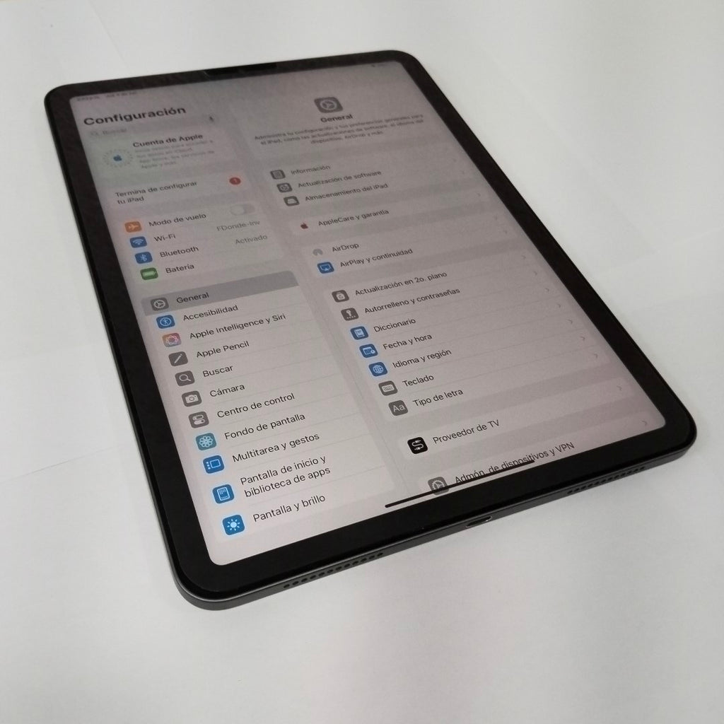 TABLETA APPLE IPAD AIR 5 A2588 256 GB 8 GB RAM (SEMINUEVO)
