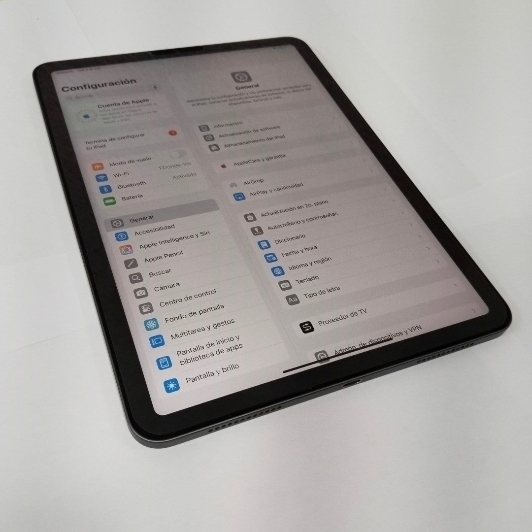 TABLETA APPLE IPAD AIR 5 A2588 256 GB 8 GB RAM (SEMINUEVO)