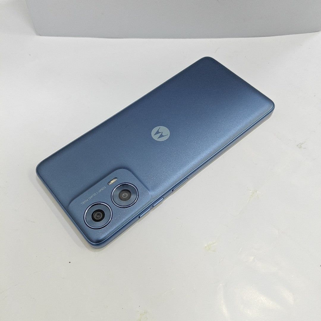 CELULAR MOTOROLA MOTO G24 POWER XT2425-1 (2024) 256 GB 8 GB RAM (SEMINUEVO)