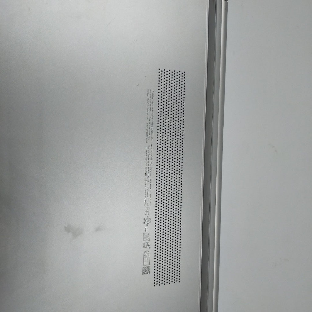 LAPTOP HP 14-DK1025WM (2021) 256 GB SSD 8 GB RAM (SEMINUEVO)