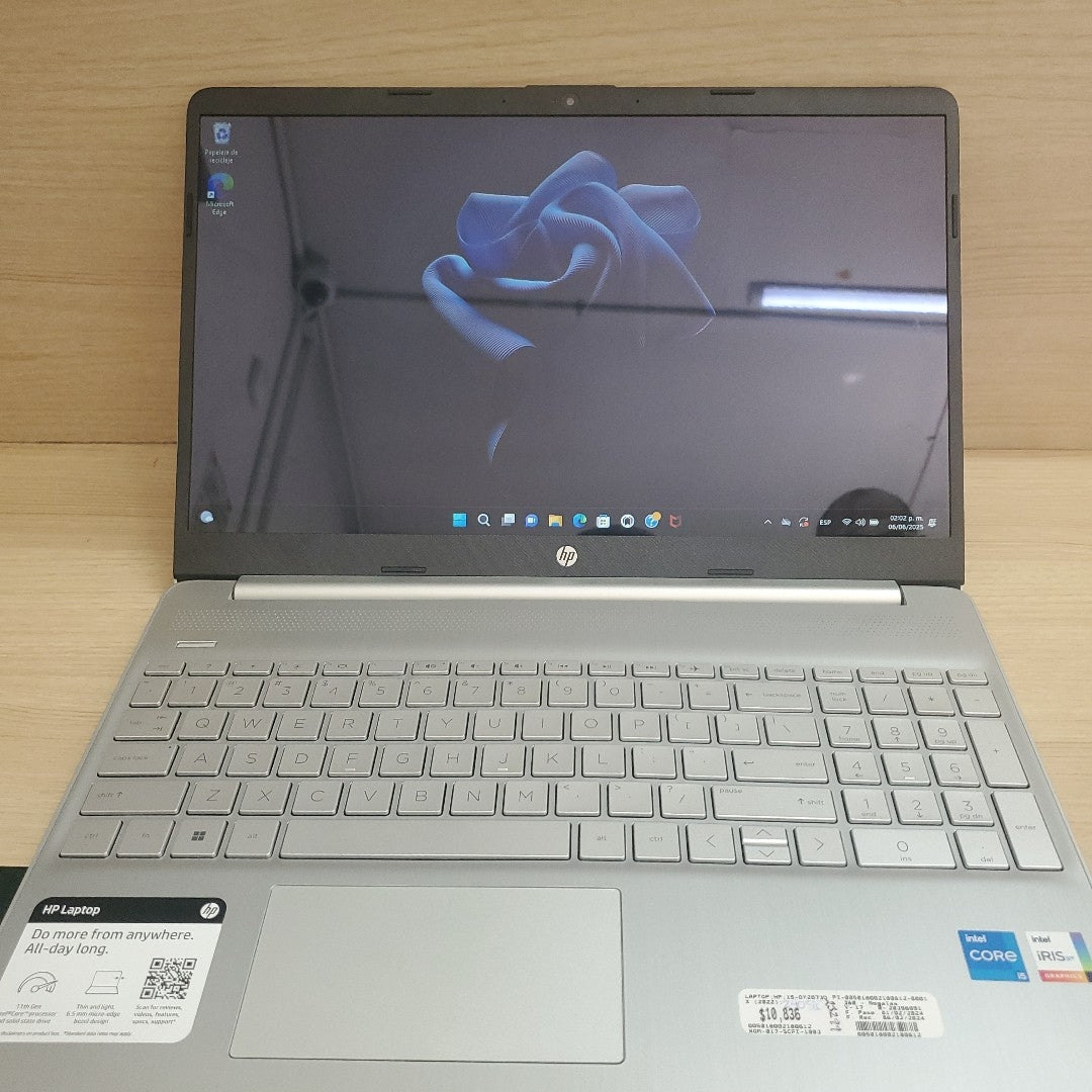 LAPTOP HP 15-DY2073DX (2022) 512 GB SSD 16 GB RAM (SEMINUEVO)