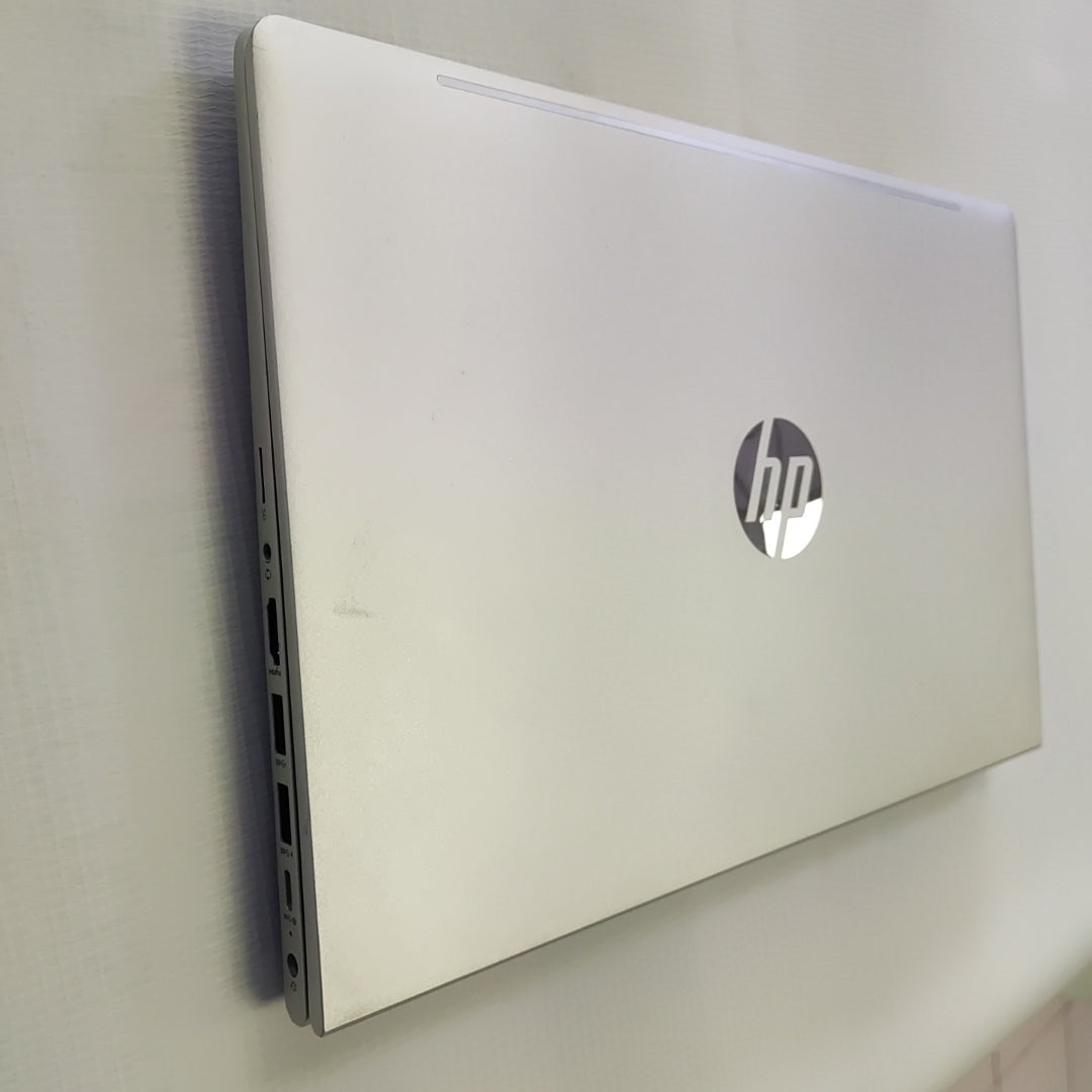LAPTOP HP PROBOOK 440 G8 (2022) 256 GB SSD 16 GB RAM (SEMINUEVO)