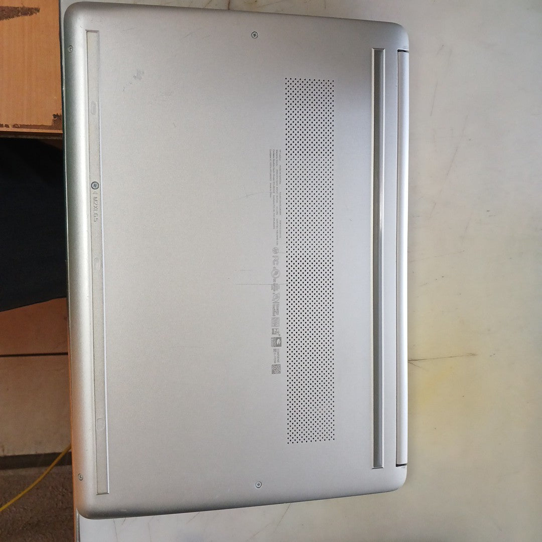 LAPTOP HP 14-FQ1004LA (2022) 512 GB SSD 8 GB RAM (SEMINUEVO)