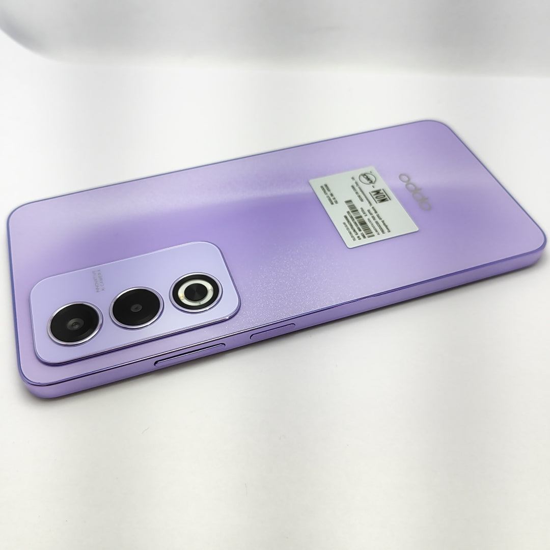 CELULAR OPPO  A80 5G CPH2639 (2024) 256 GB 8 GB RAM (SEMINUEVO)