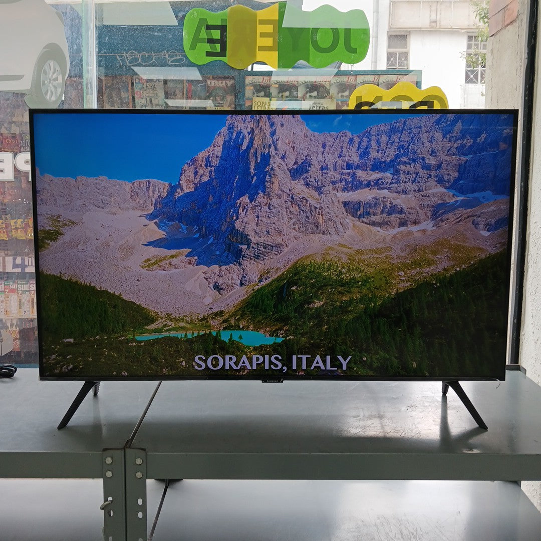 PANTALLA SAMSUNG UN43CU7010F (2023) 43" LED 4K (SEMINUEVO)