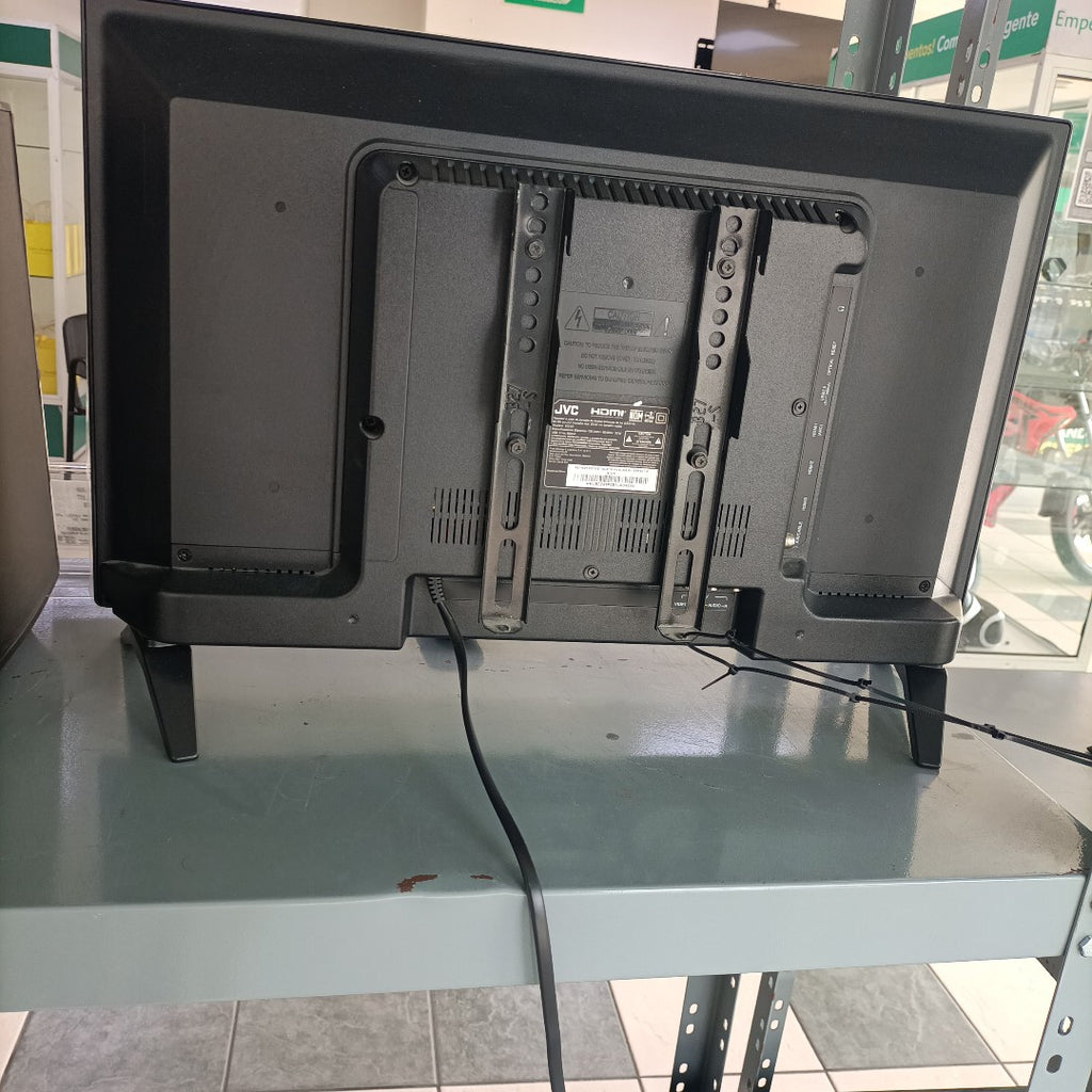 PANTALLA JVC SI24R (2022) 24" LED HD (SEMINUEVO)