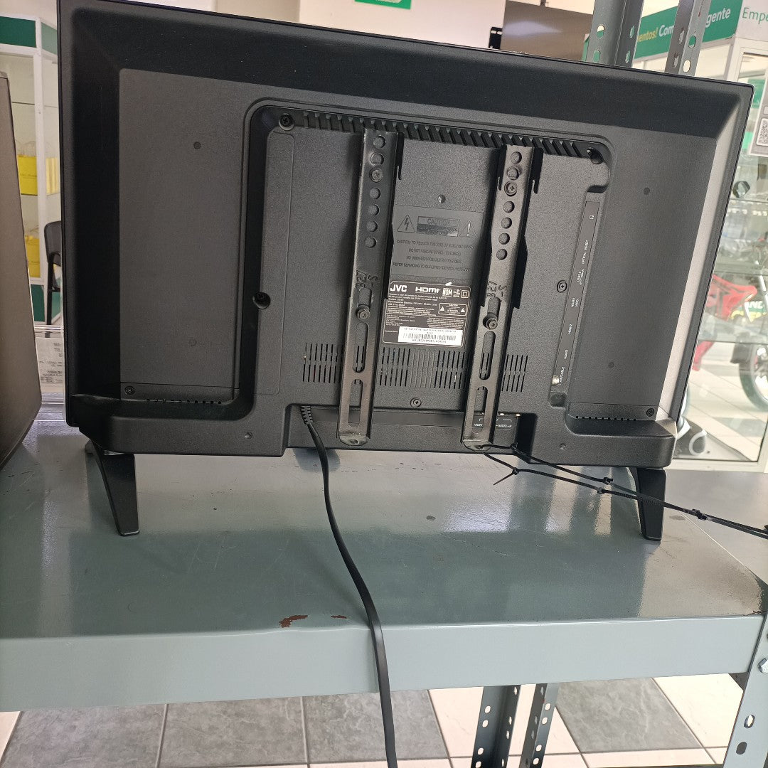 PANTALLA JVC SI24R (2022) 24" LED HD (SEMINUEVO)