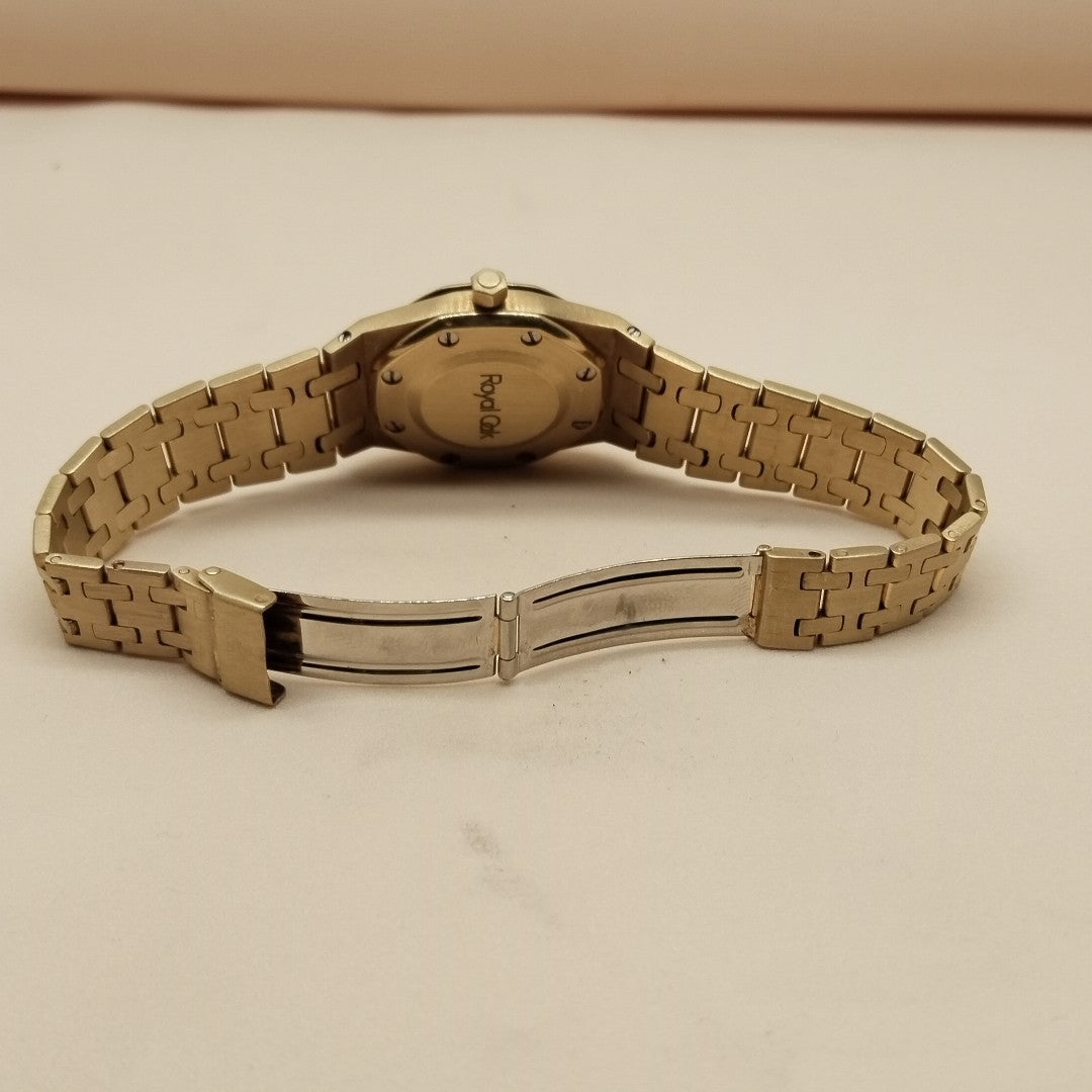 RELOJ CAJA Y PULSO ORO. ORO. 18 K 115.8 GRMS (SEMINUEVO)