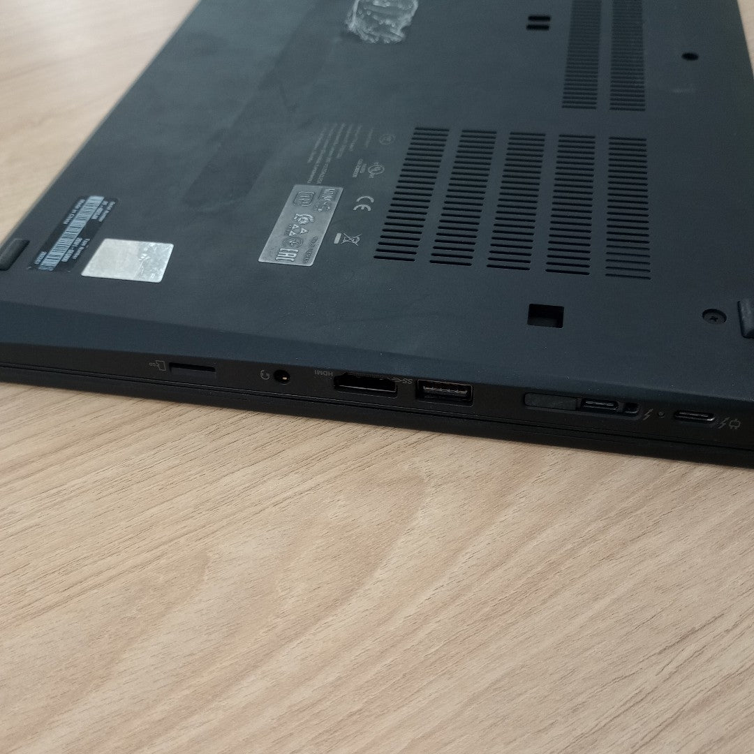 LAPTOP LENOVO THINKPAD T14 GEN 2 (2022) 256 GB SSD 16 GB RAM (SEMINUEVO)