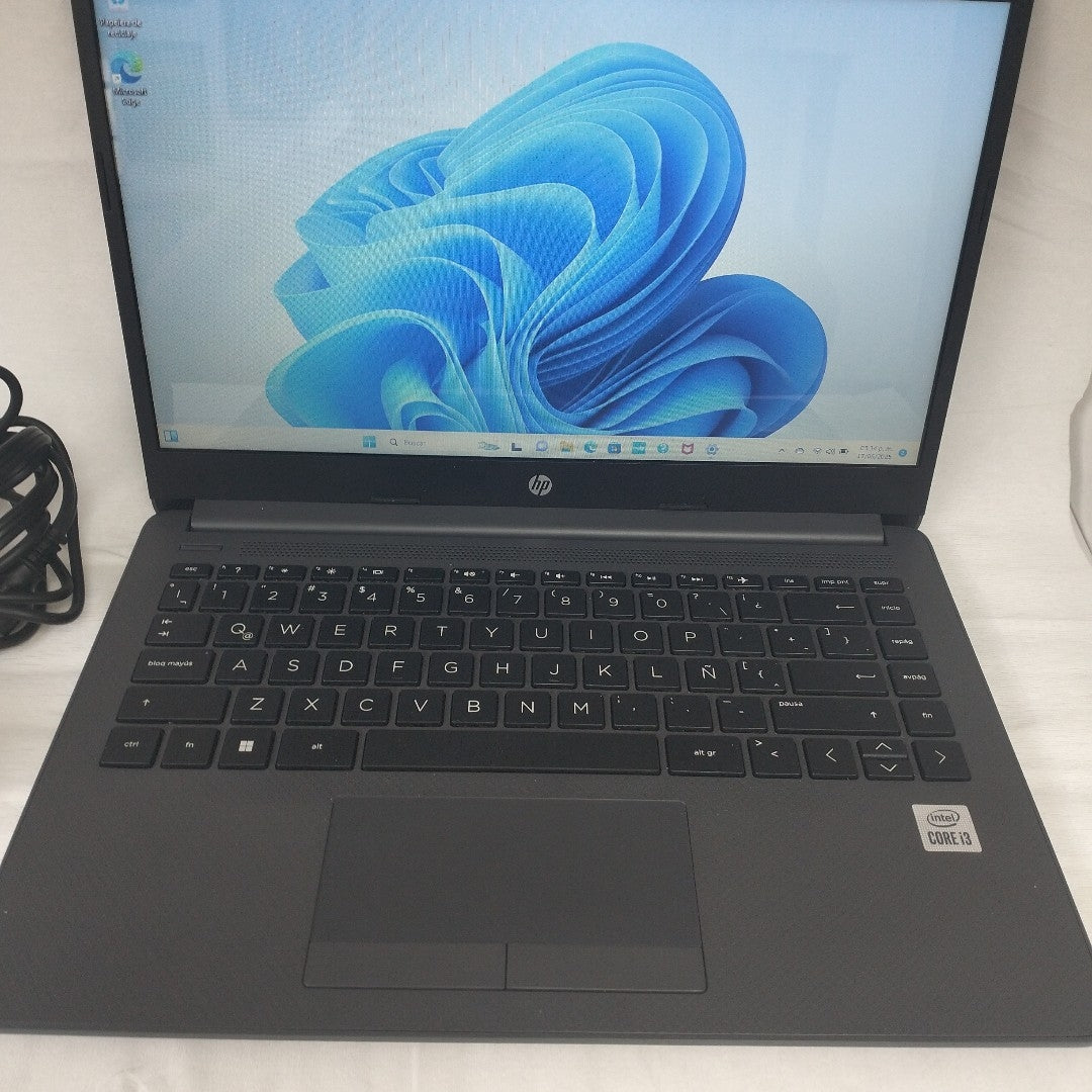 LAPTOP HP 14-CF2517LA (2022) 1 TB 8 GB RAM (SEMINUEVO)