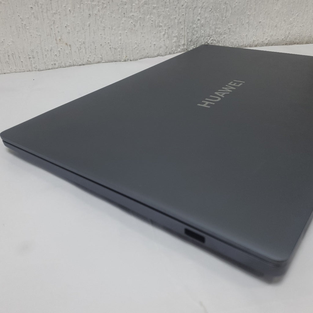 LAPTOP HUAWEI MATEBOOK D16 MCLG-X (2024) 1 TB SSD 16 GB RAM