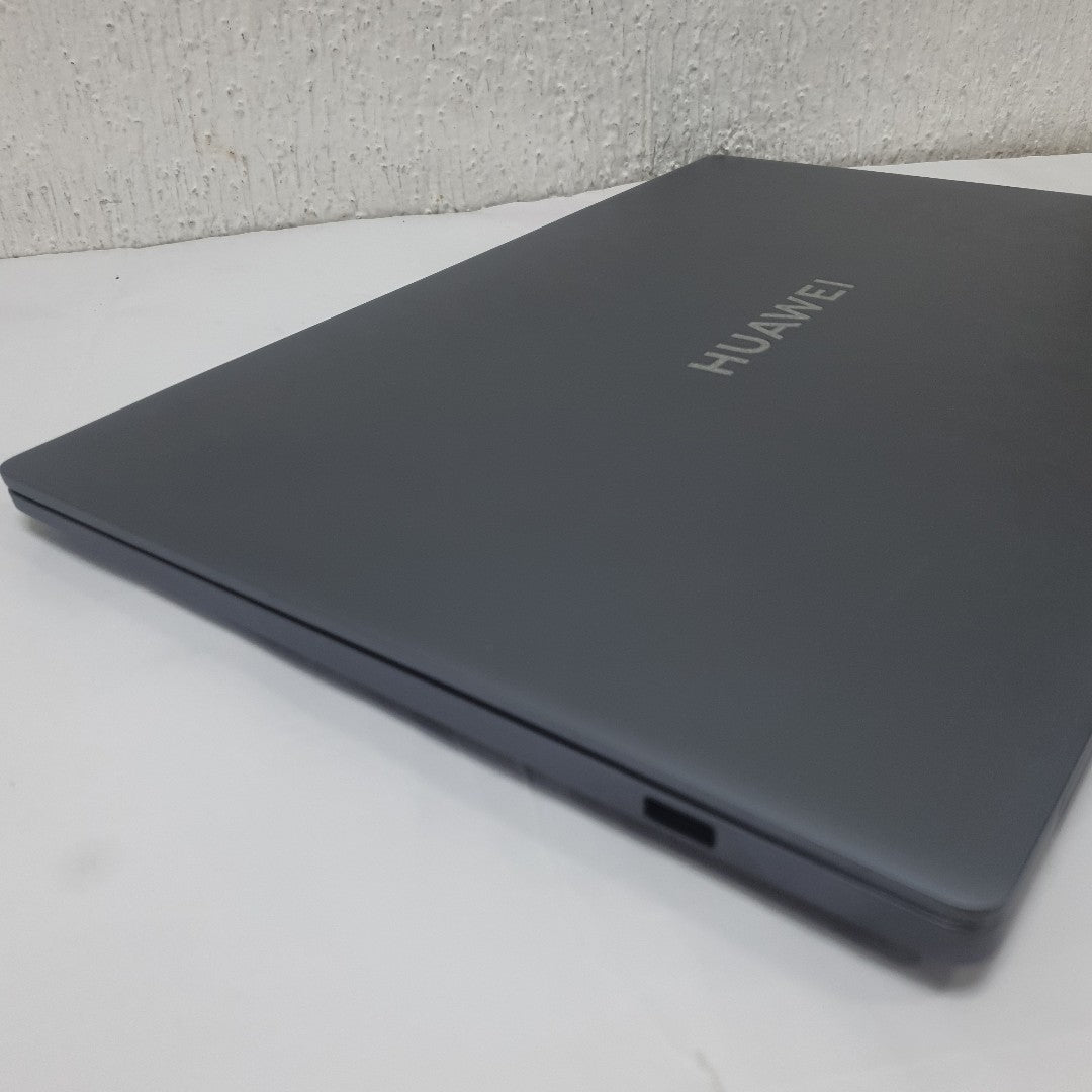 LAPTOP HUAWEI MATEBOOK D16 MCLG-X (2024) 1 TB SSD 16 GB RAM