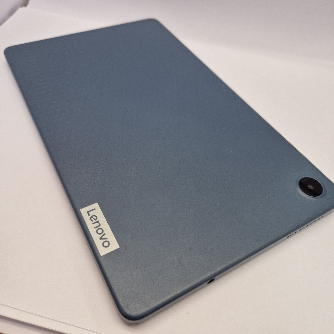 TABLETA LENOVO TAB M8 TB300FU (2023) 32 GB 3 GB RAM (SEMINUEVO)