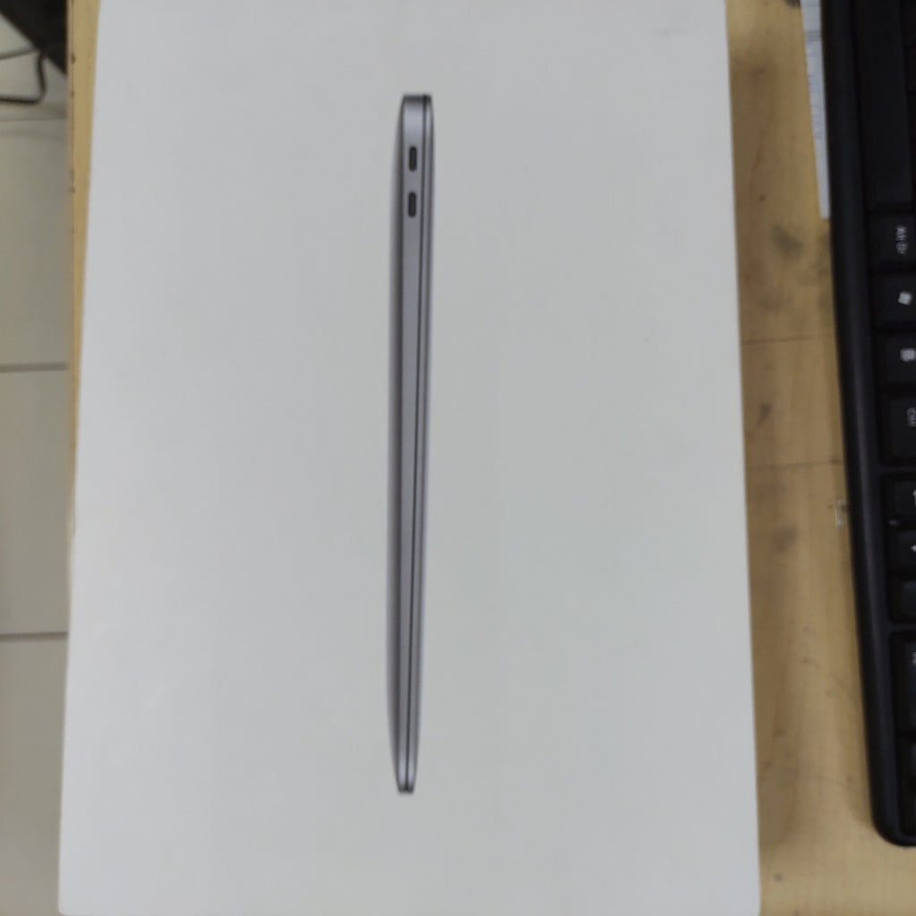 LAPTOP APPLE MACBOOK AIR 13" 2020 3.2 A2337 256 GB SSD 8 GB RAM (SEMINUEVO)
