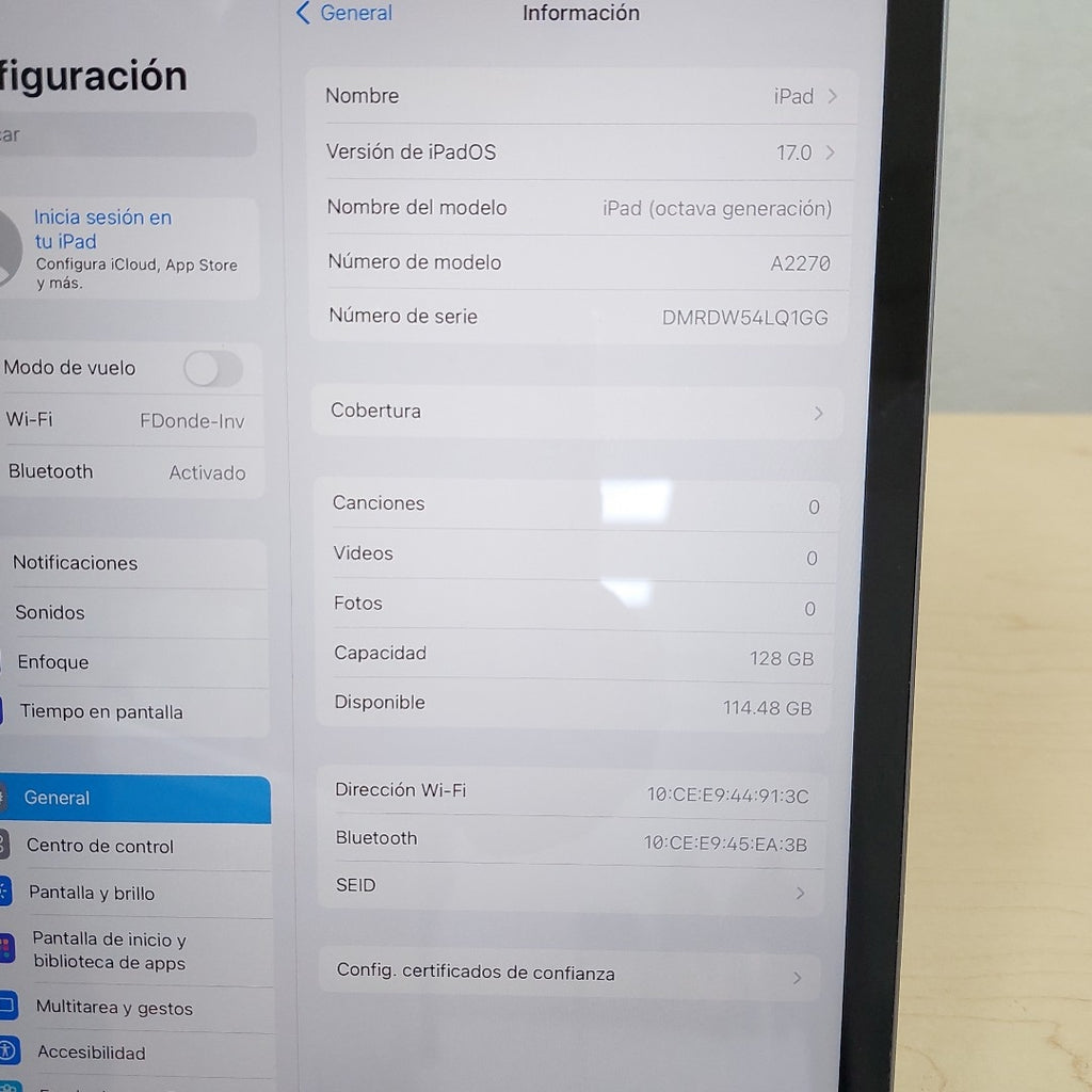 TABLETA APPLE IPAD 8 A2270 128 GB 3 GB RAM (SEMINUEVO)