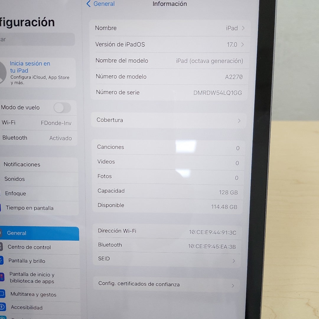TABLETA APPLE IPAD 8 A2270 128 GB 3 GB RAM (SEMINUEVO)