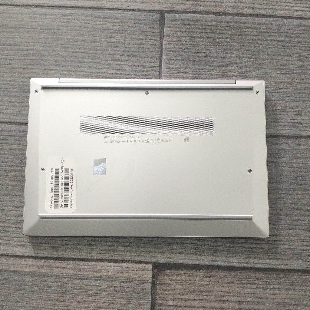 LAPTOP HP ELITEBOOK 845 G8 (2022) 256 GB SSD 16 GB RAM (SEMINUEVO)