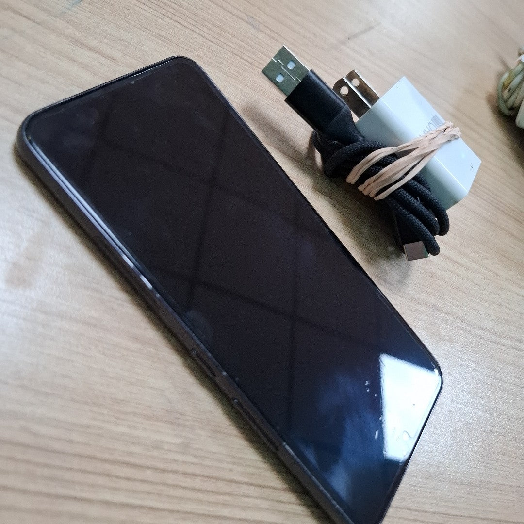 CELULAR SAMSUNG GALAXY S22 SM-S901U 128 GB 8 GB RAM (SEMINUEVO)