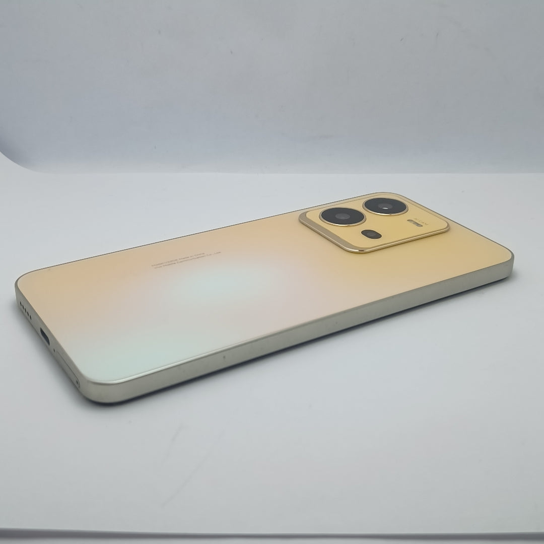 CELULAR VIVO V25 V2202 128 GB 8 GB RAM (SEMINUEVO)