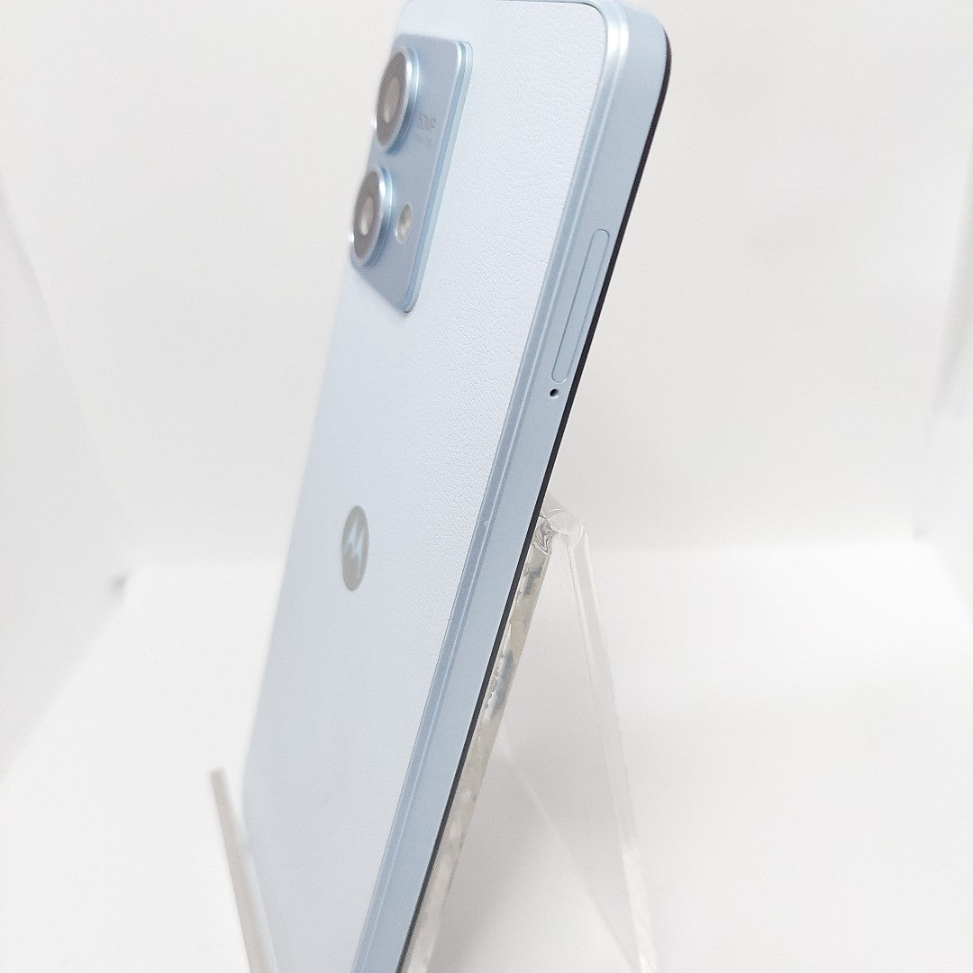 CELULAR MOTOROLA MOTO G84 XT2347-1 (2023) 256 GB 8 GB RAM (SEMINUEVO)