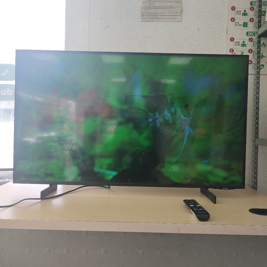 PANTALLA SAMSUNG UN43AU8000F (2021) 43" LED 4K (SEMINUEVO)