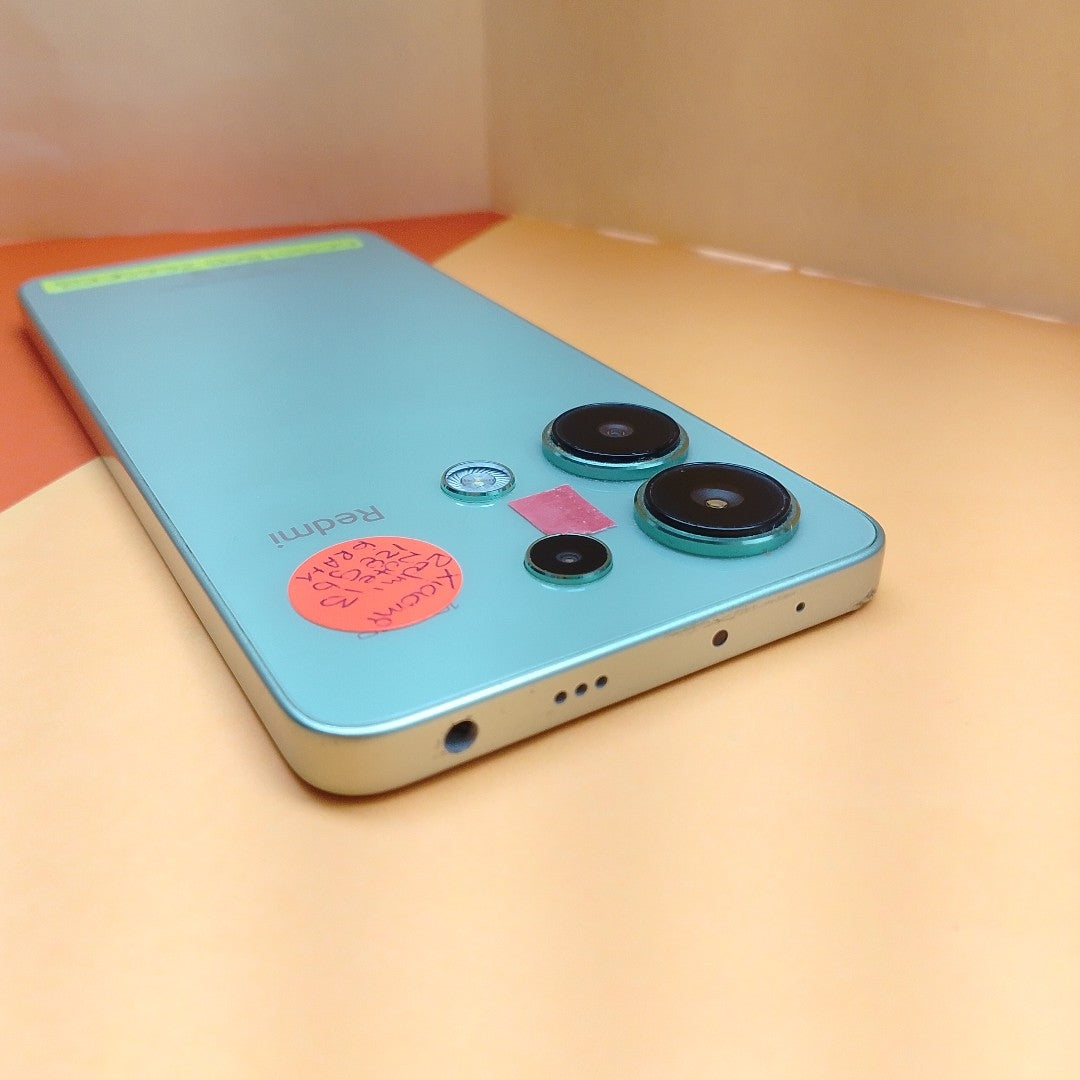 CELULAR XIAOMI REDMI NOTE 13 23129RA5FL (2024) 128 GB 6 GB RAM (SEMINUEVO)