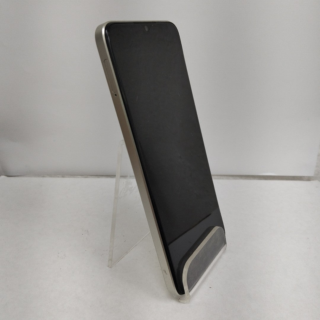 CELULAR OPPO  A38 CPH2579 (2023) 128 GB 4 GB RAM (SEMINUEVO)
