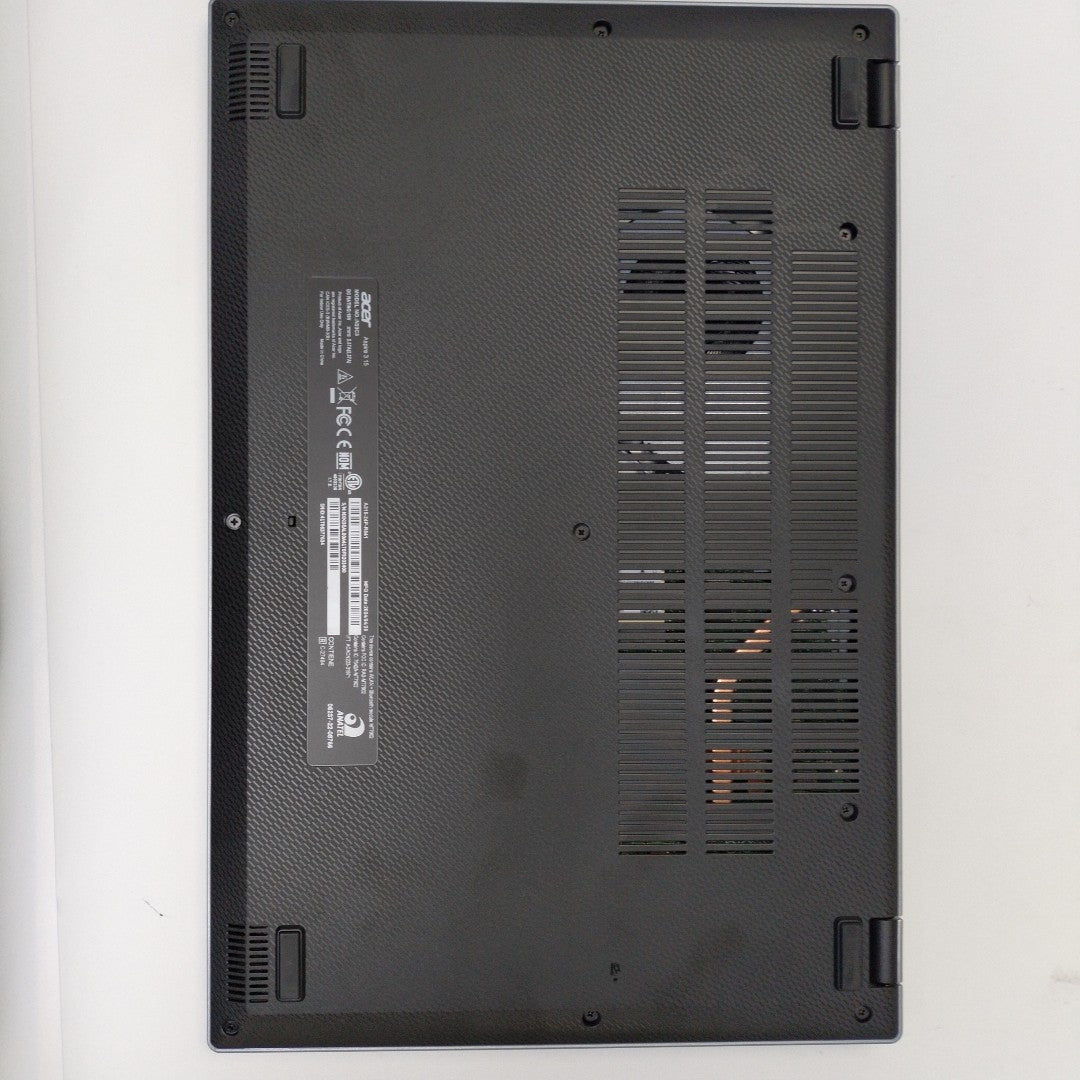 LAPTOP ACER ASPIRE 3 A315-24P-R841 (2023) 512 GB SSD 8 GB RAM (SEMINUEVO)