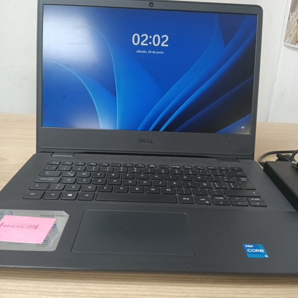 LAPTOP DELL VOSTRO 3400 (2022) 1 TB 8 GB RAM (SEMINUEVO)