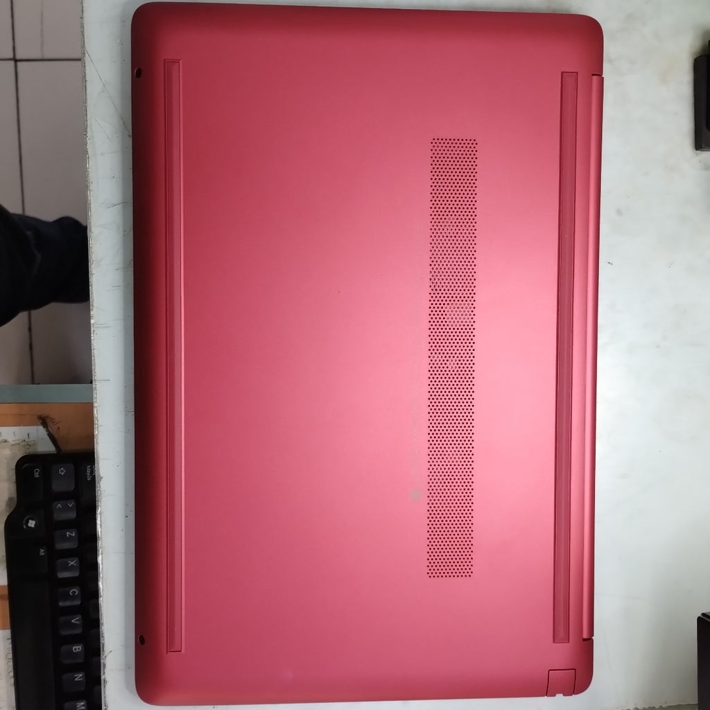 LAPTOP HP 15-DW3500LA (2022) 256 GB SSD 8 GB RAM (SEMINUEVO)