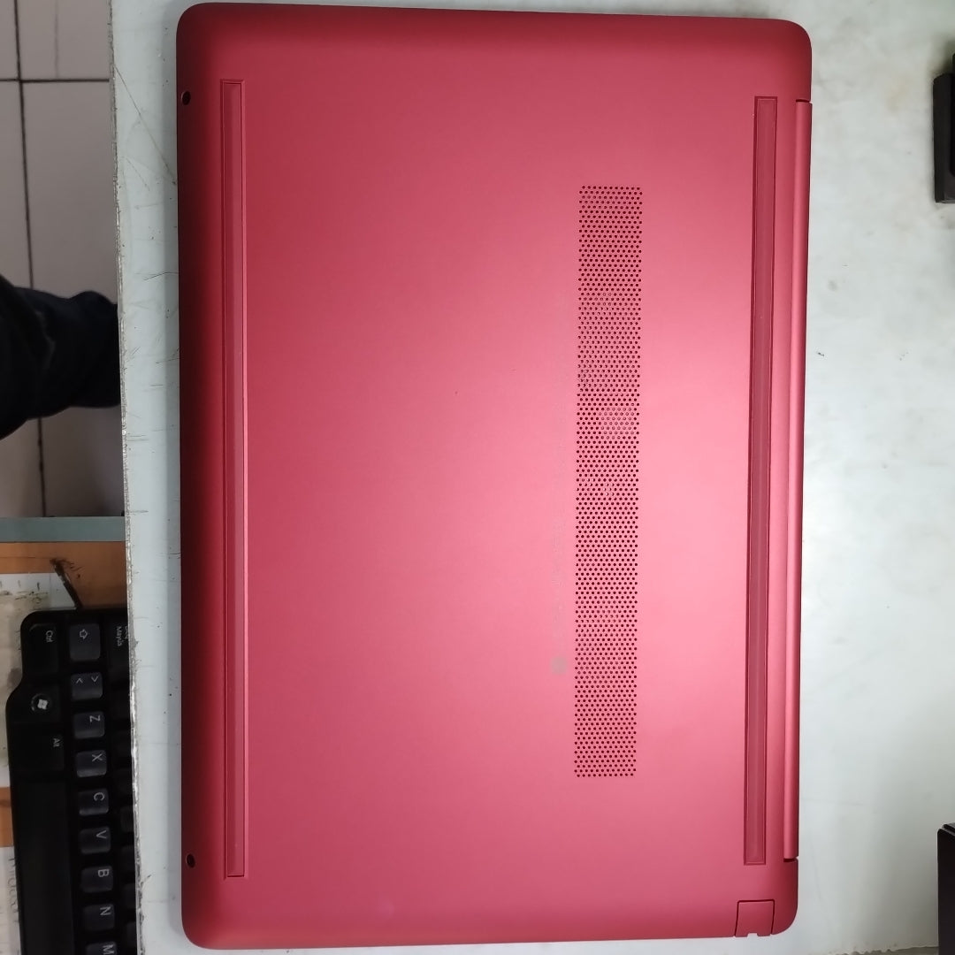 LAPTOP HP 15-DW3500LA (2022) 256 GB SSD 8 GB RAM (SEMINUEVO)