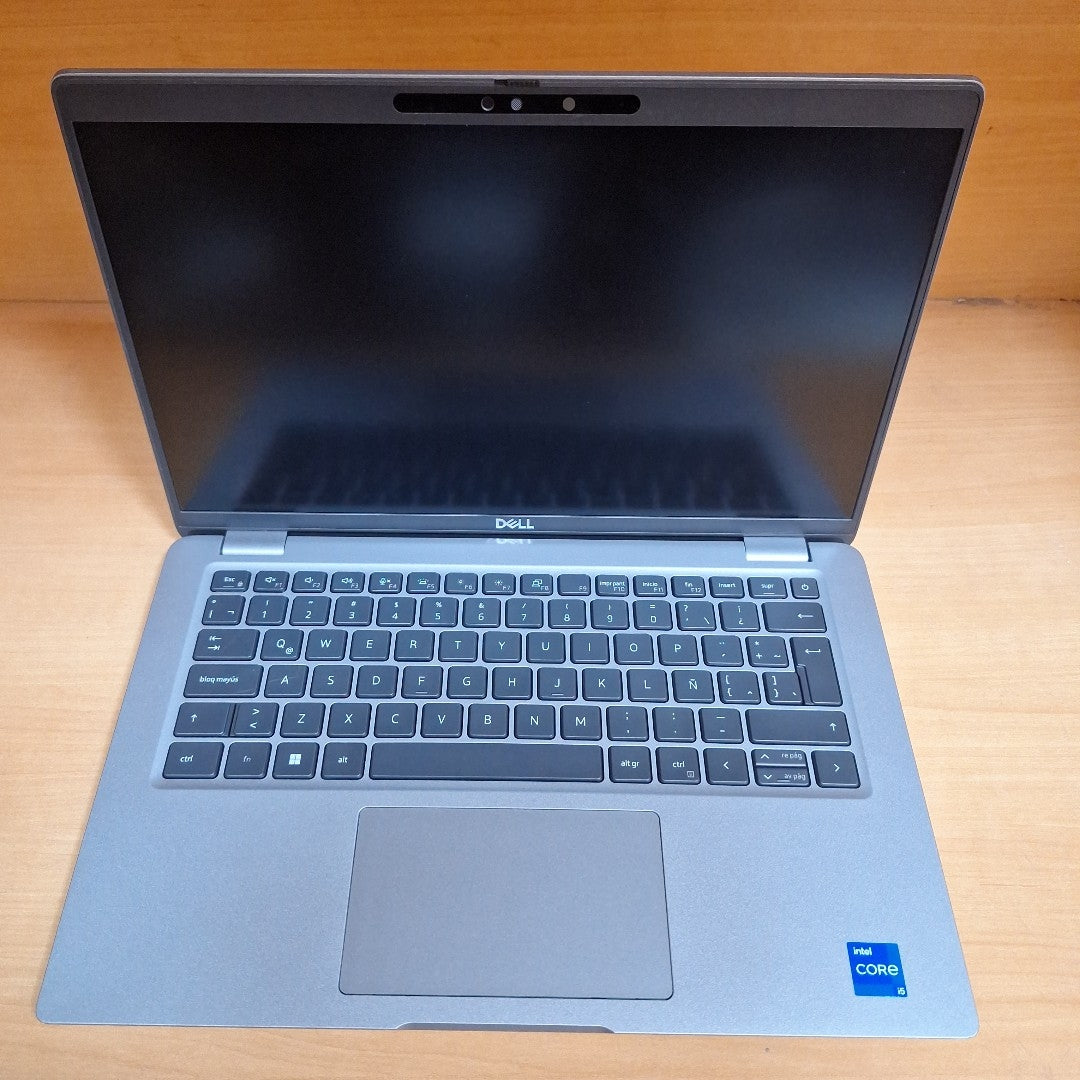LAPTOP DELL LATITUDE 5440 (2023) 512 GB SSD 16 GB RAM (SEMINUEVO)
