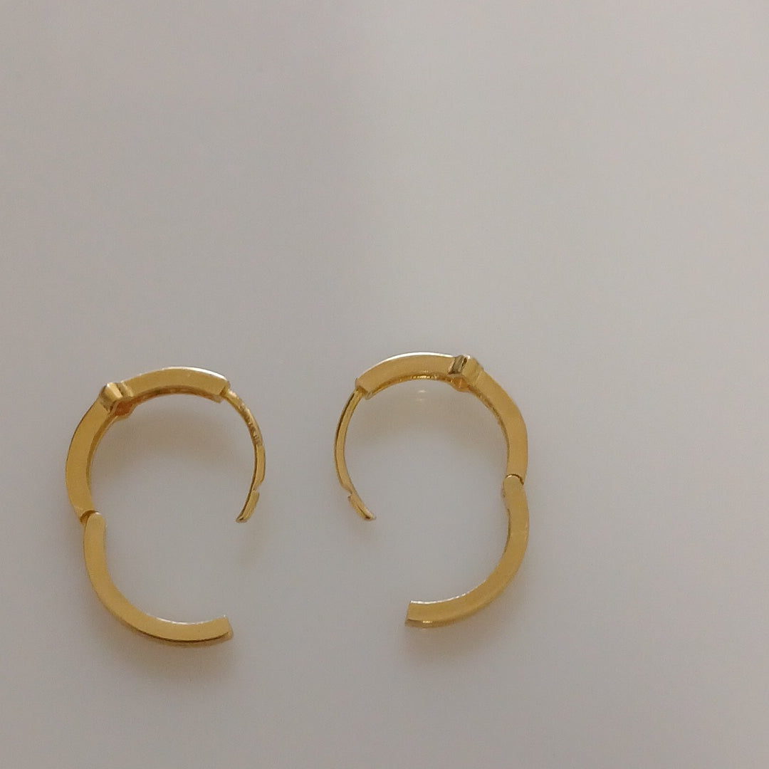 HUGGIES ORO 14K 2.1 (NUEVO)