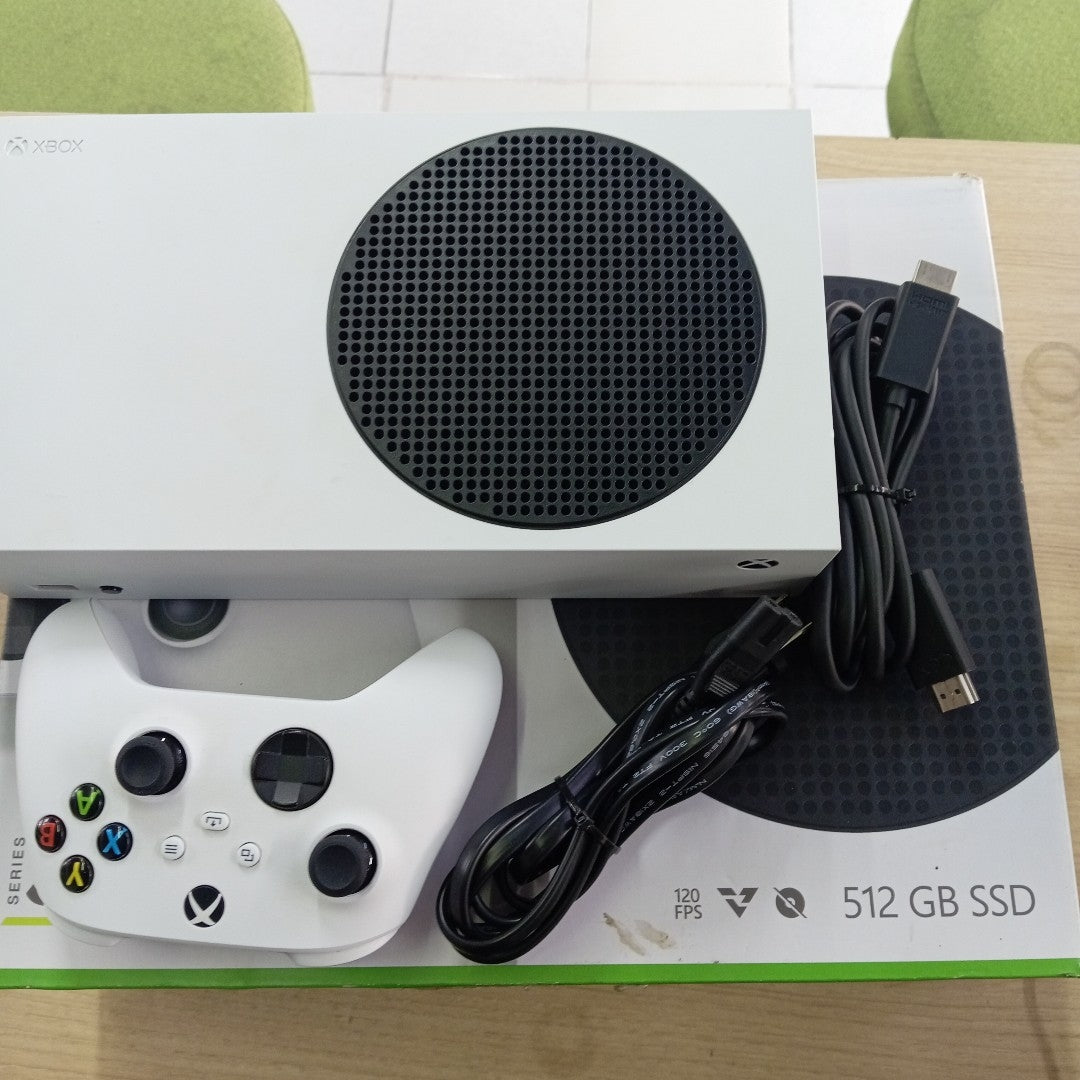 CONSOLA DE VIDEOJUEGO MICROSOFT XBOX SERIES S 512 GB SSD (SEMINUEVO)