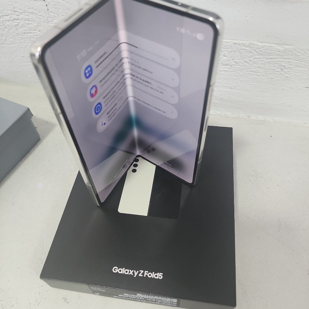 CELULAR SAMSUNG GALAXY Z FOLD5 SM-F946B (2023) 512 GB 12 GB RAM (SEMINUEVO)