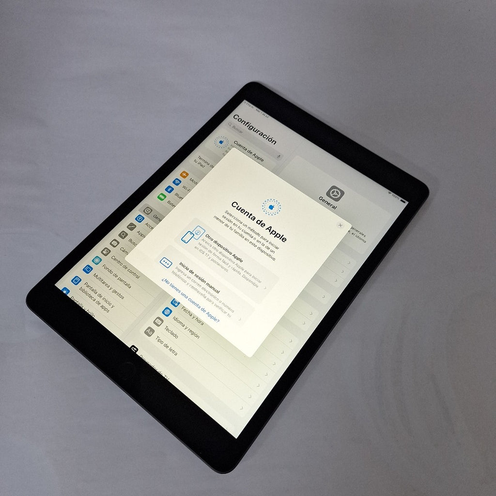 TABLETA APPLE IPAD 9 A2602 64 GB 3 GB RAM (SEMINUEVO)