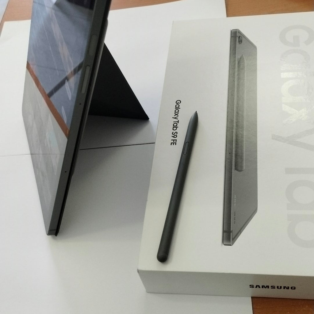 TABLETA SAMSUNG GALAXY TAB S9 FE SM-X510 (2023) 128 GB 6 GB RAM (SEMINUEVO)