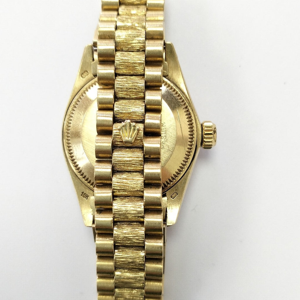 RELOJ CAJA Y PULSO ORO. ORO. 18 K 66.6 GRMS (SEMINUEVO)